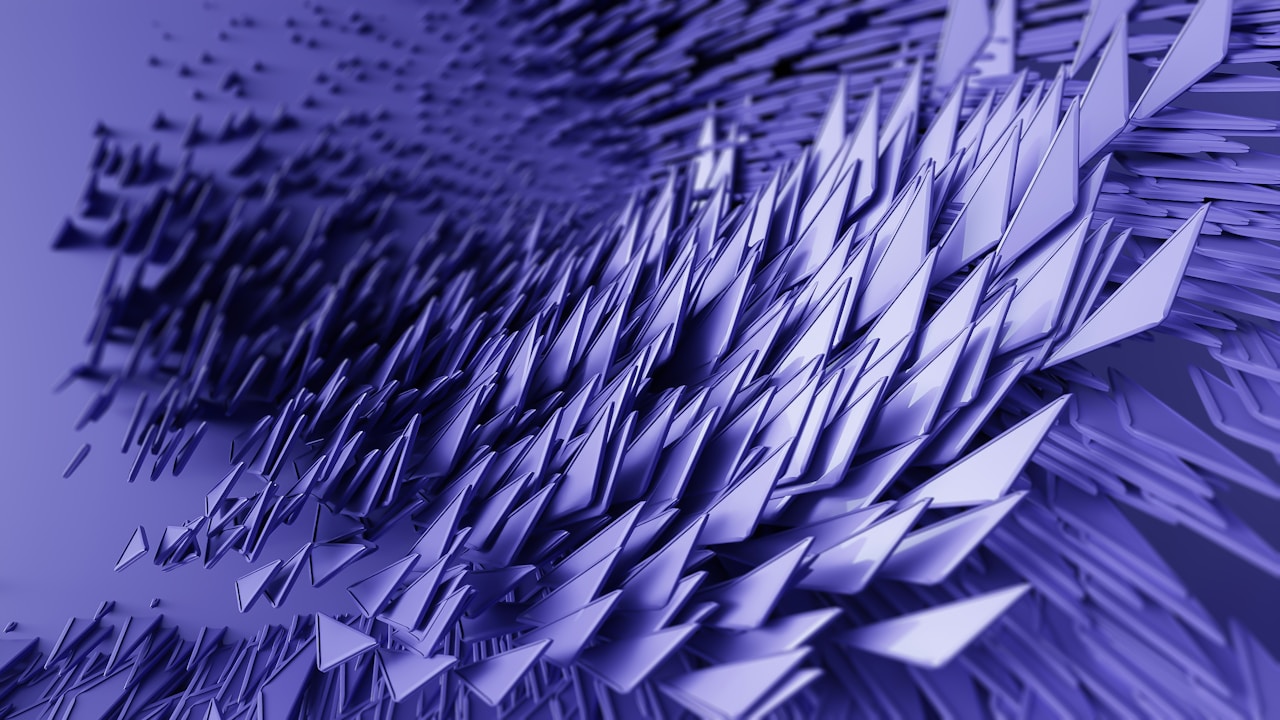 Standardbild som påminner om hajtänder genom lila filter